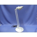 Humanscale Diffrient Single Arm 28 in. Designer Table Desk Lamp Humanscale Diffrient Single Arm 28 in. Designer Table Desk Lamp